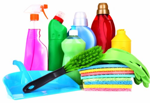 Professional end of tenancy cleaning for a rental property kitchen